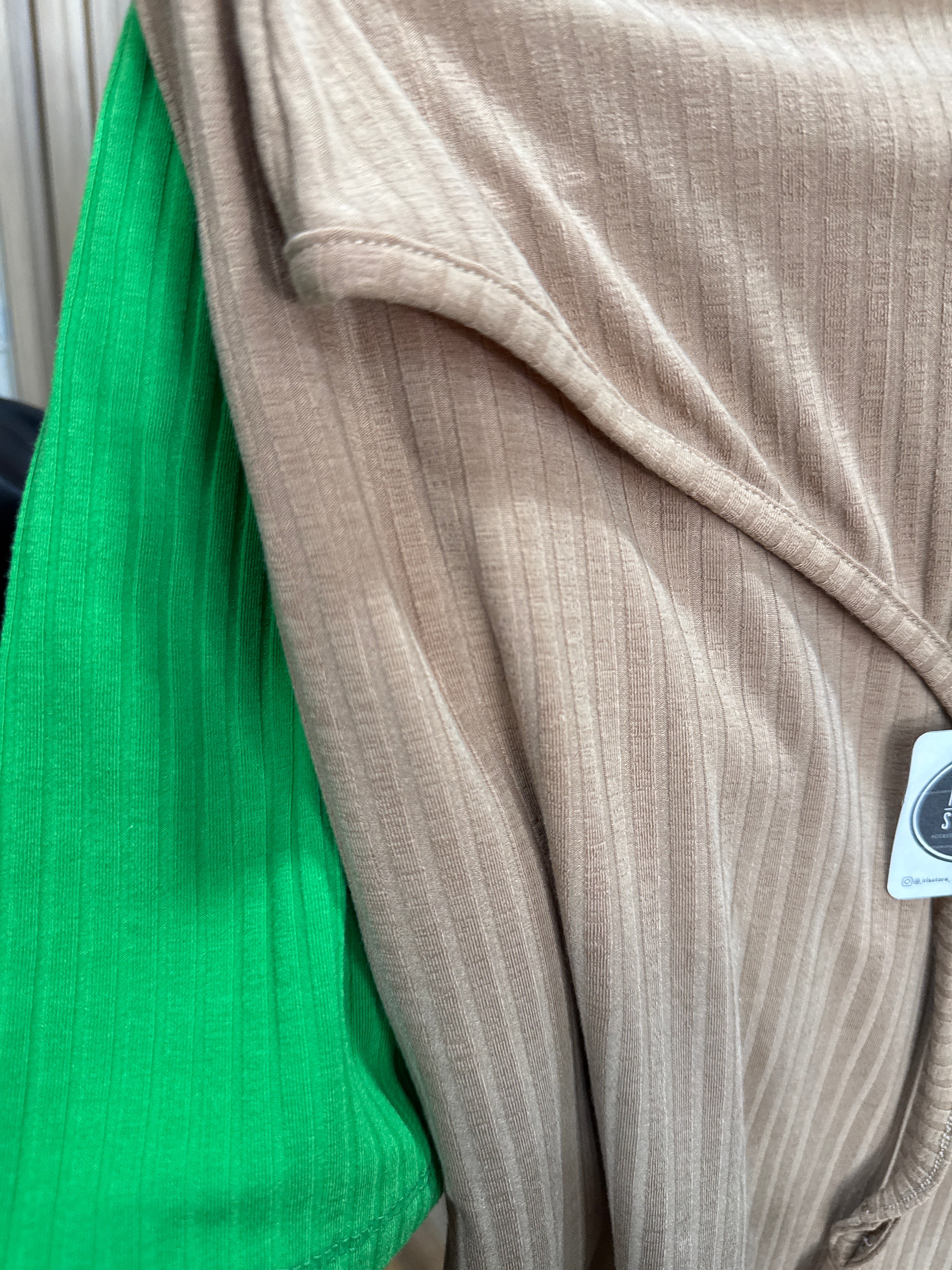 Vestido amarra al cuello