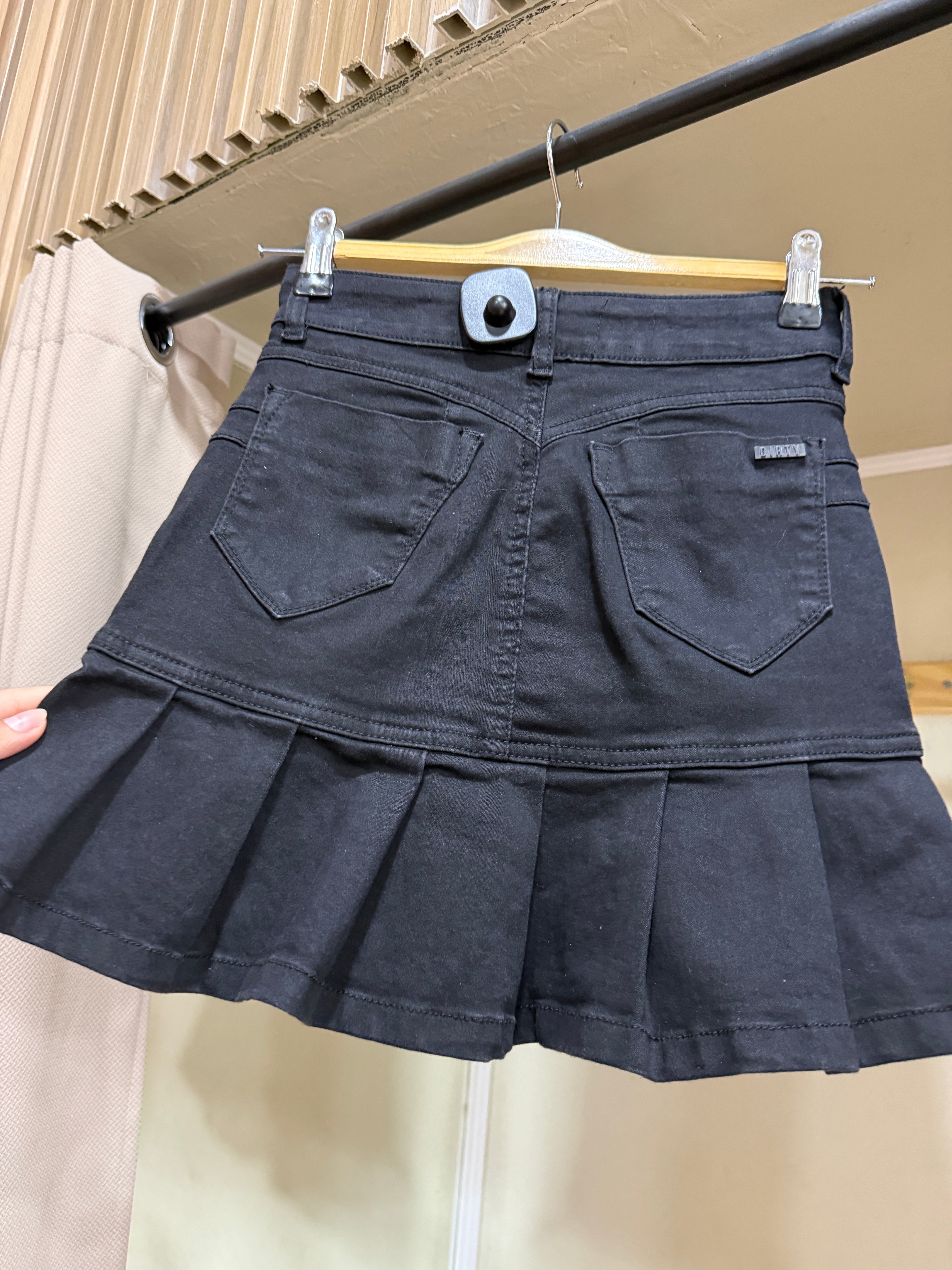 Falda tableada Dirty Jeans