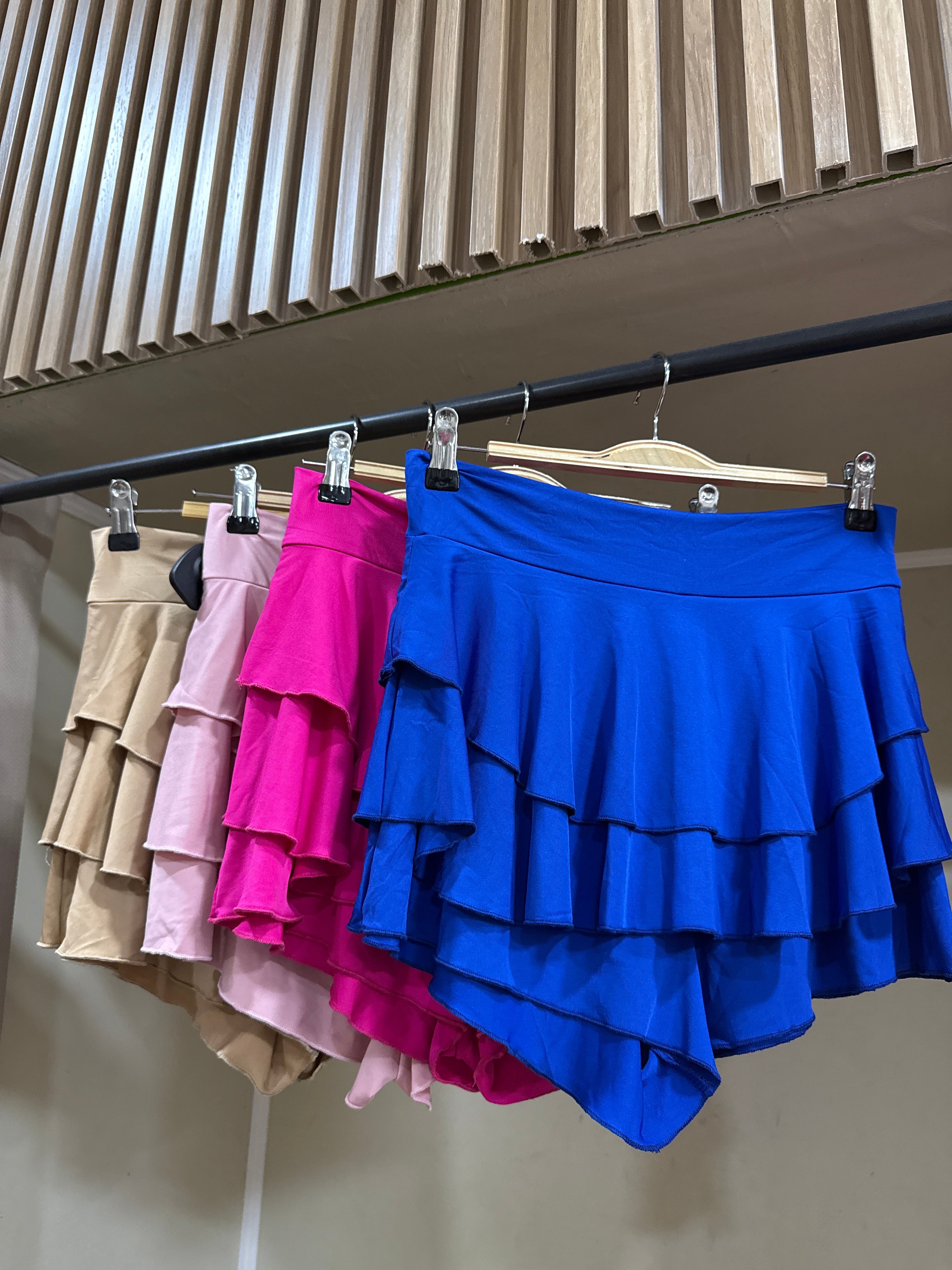 Falda short vuelitos lycra