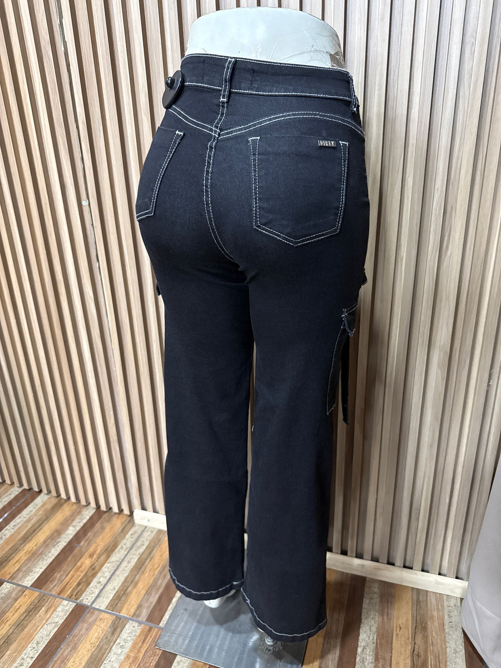 CARGO ARGOLLA DIRTY NEGRO/BLANCO