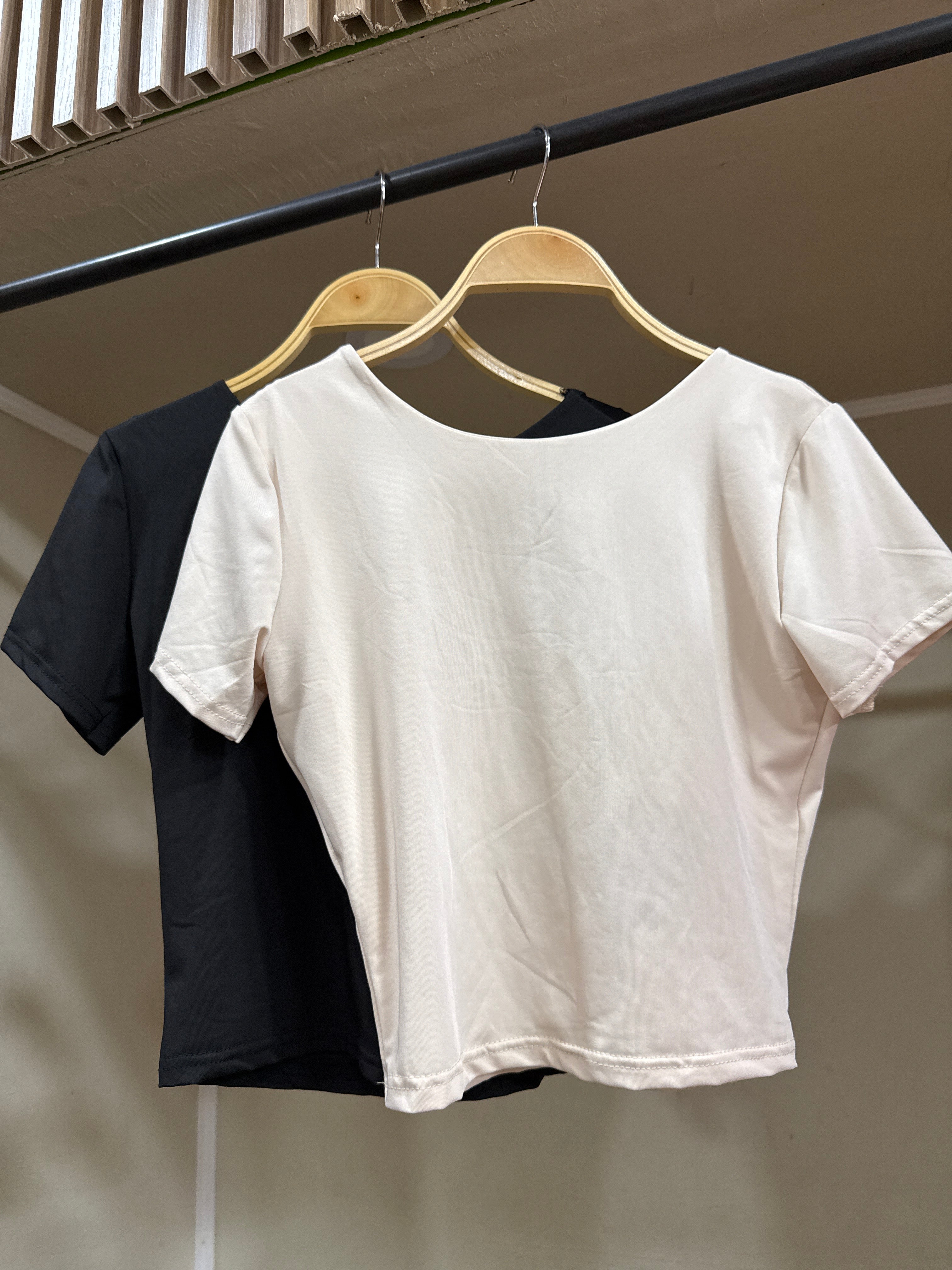 Top básico espalda abierta