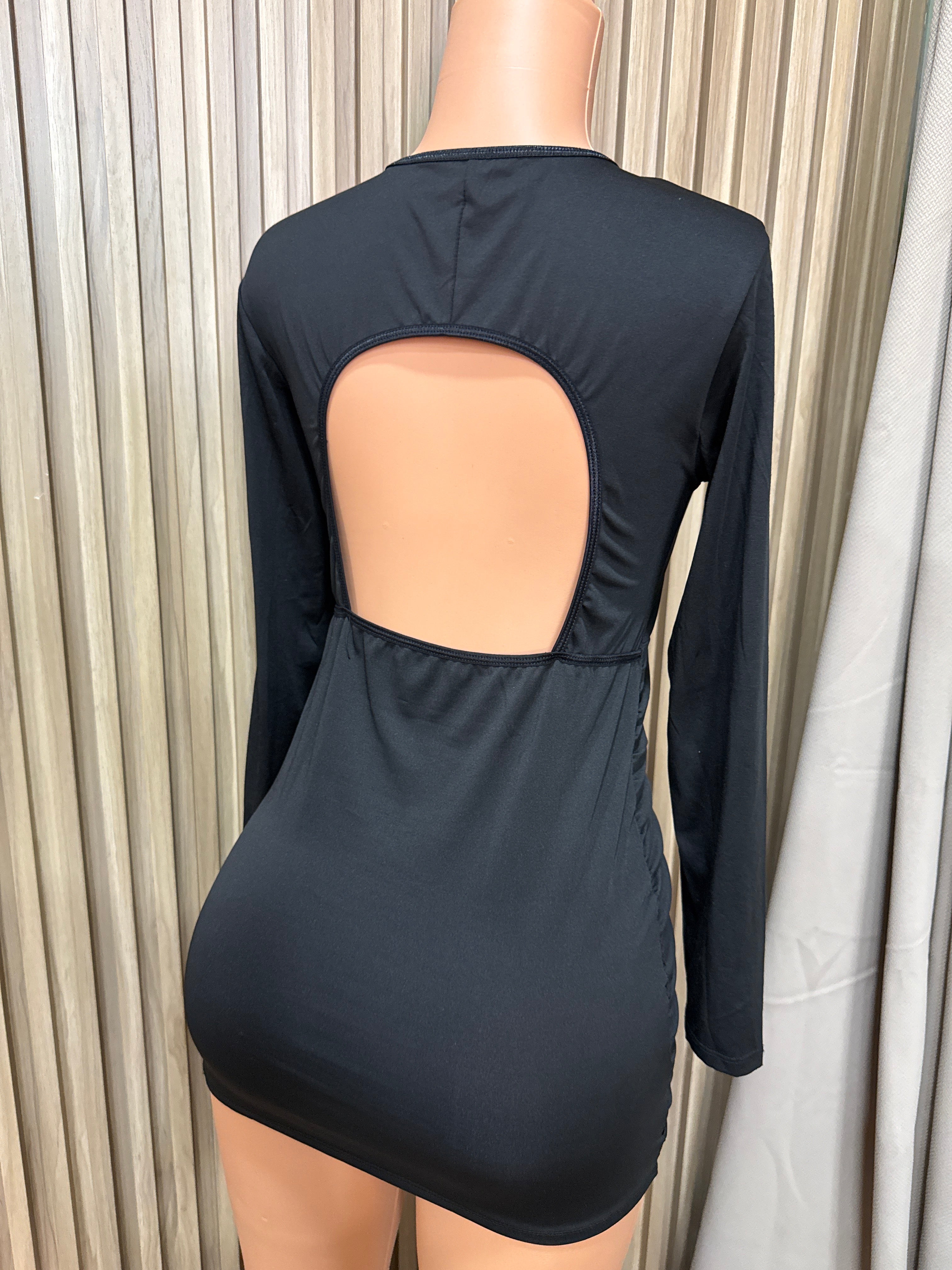 Vestido escote negro